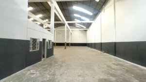 Galpão com 919m² no bairro Navegantes em Porto Alegre para Alugar