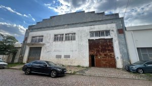 Galpão com 919m² no bairro Navegantes em Porto Alegre para Alugar