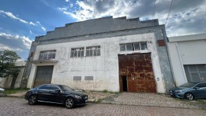 Galpão com 919m² no bairro Navegantes em Porto Alegre para Alugar