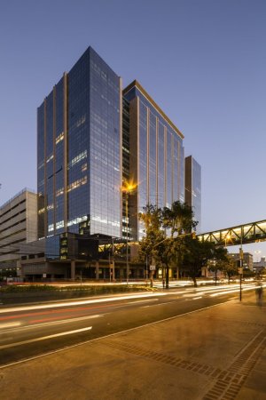 Salas/Conjuntos com 46m² no bairro Praia De Belas em Porto Alegre para Alugar