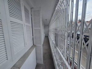 Casa com 450m², 2 dormitórios no bairro Santa Cecília em Porto Alegre para Alugar