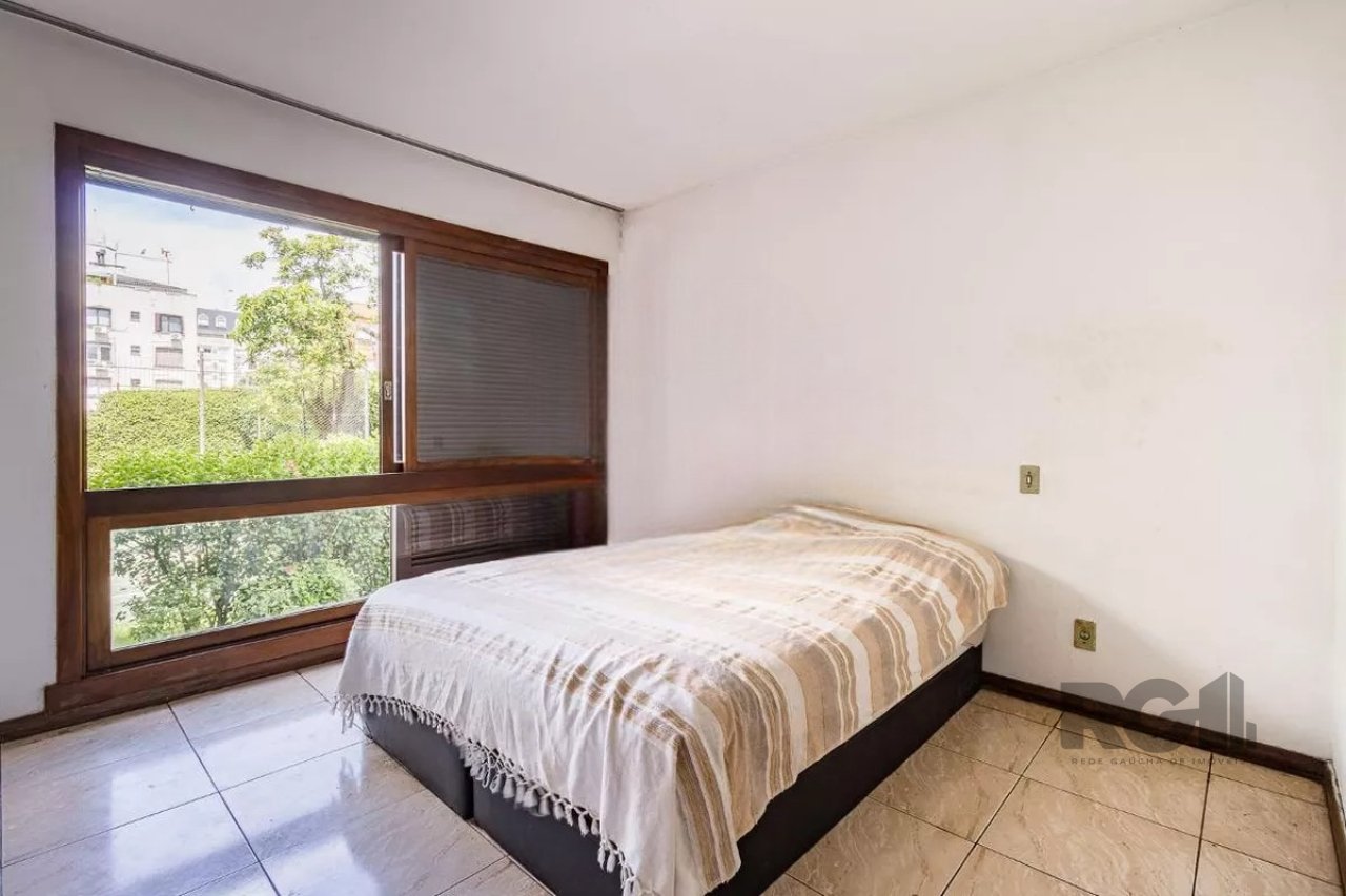 Apartamento à venda com 3 quartos, 192m² - Foto 13