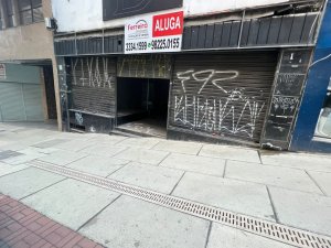 Loja com 300m² no bairro Centro Histórico em Porto Alegre para Alugar