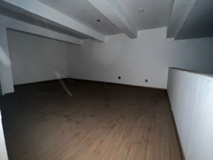 Loja com 300m² no bairro Centro Histórico em Porto Alegre para Alugar