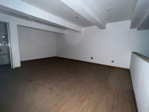 Loja com 300m² no bairro Centro Histórico em Porto Alegre para Alugar