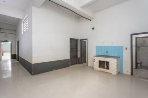 Loja com 260m² no bairro Navegantes em Porto Alegre para Alugar