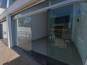 Loja com 141m² no bairro Alto Petrópolis em Porto Alegre para Alugar
