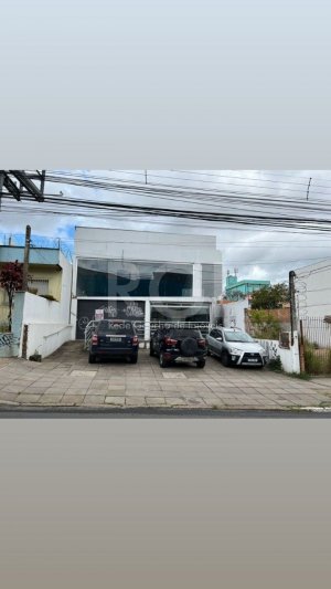 Loja com 121m² no bairro Petrópolis em Porto Alegre para Alugar