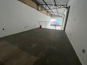 Loja com 121m² no bairro Petrópolis em Porto Alegre para Alugar