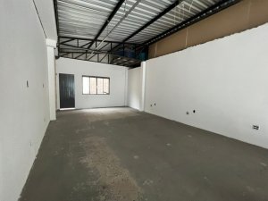 Loja com 121m² no bairro Petrópolis em Porto Alegre para Alugar