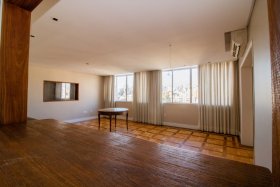 Apartamento com 170m², 3 dormitórios no bairro Moinhos de Vento em Porto Alegre para Alugar