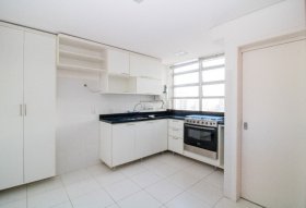 Apartamento com 170m², 3 dormitórios no bairro Moinhos de Vento em Porto Alegre para Alugar