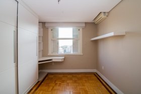Apartamento com 170m², 3 dormitórios no bairro Moinhos de Vento em Porto Alegre para Alugar