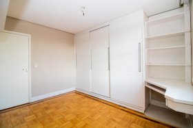 Apartamento com 170m², 3 dormitórios no bairro Moinhos de Vento em Porto Alegre para Alugar