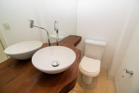 Apartamento com 170m², 3 dormitórios no bairro Moinhos de Vento em Porto Alegre para Alugar