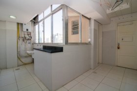 Apartamento com 170m², 3 dormitórios no bairro Moinhos de Vento em Porto Alegre para Alugar
