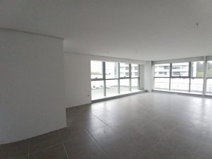 Salas/Conjuntos com 53m² no bairro Petrópolis em Porto Alegre para Alugar