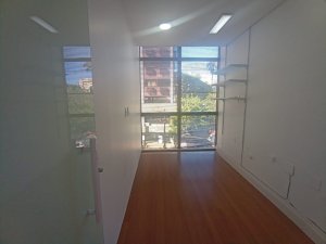 Conjunto/Sala com 42m² no bairro Petrópolis em Porto Alegre para Alugar