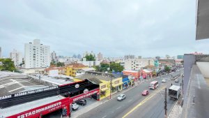 Salas/Conjuntos com 150m² no bairro Azenha em Porto Alegre para Alugar