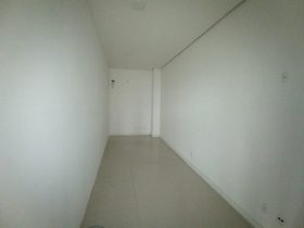 Salas/Conjuntos com 250m² no bairro Azenha em Porto Alegre para Alugar