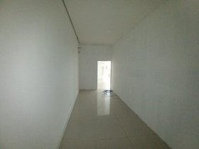 Salas/Conjuntos com 250m² no bairro Azenha em Porto Alegre para Alugar