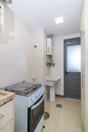 Apartamento com 86m², 1 dormitório no bairro Petrópolis em Porto Alegre para Alugar