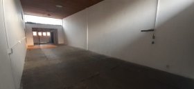 Galpão com 230m² no bairro Jardim Itu Sabará em Porto Alegre para Alugar