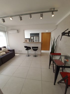 Apartamento com 61m², 2 dormitórios no bairro Higienópolis em Porto Alegre para Alugar