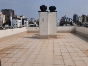 Apartamento com 61m², 2 dormitórios no bairro Higienópolis em Porto Alegre para Alugar