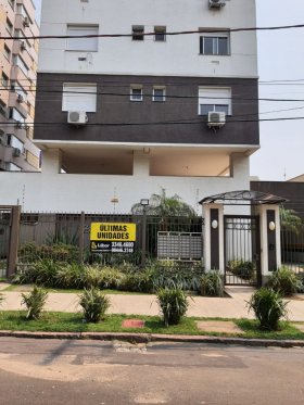 Apartamento com 61m², 2 dormitórios no bairro Higienópolis em Porto Alegre para Alugar