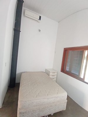 Apartamento com 55m², 2 dormitórios no bairro Petrópolis em Porto Alegre para Alugar