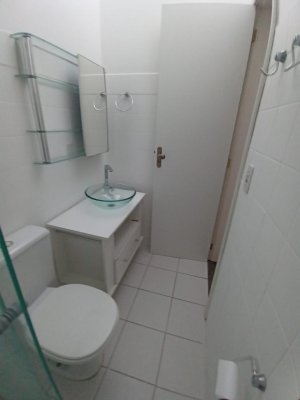 Apartamento com 55m², 2 dormitórios no bairro Petrópolis em Porto Alegre para Alugar