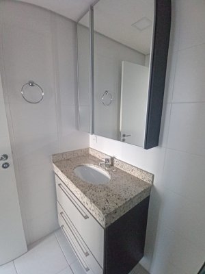 Apartamento com 48m², 1 dormitório no bairro Bela Vista em Porto Alegre para Alugar