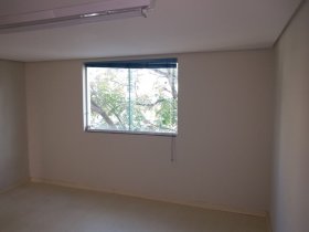 Salas/Conjuntos com 75m² no bairro Higienópolis em Porto Alegre para Alugar