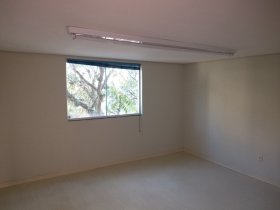 Salas/Conjuntos com 75m² no bairro Higienópolis em Porto Alegre para Alugar