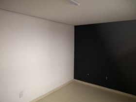 Salas/Conjuntos com 75m² no bairro Higienópolis em Porto Alegre para Alugar