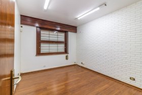 Casa com 500m², 3 dormitórios no bairro Boa Vista em Porto Alegre para Alugar