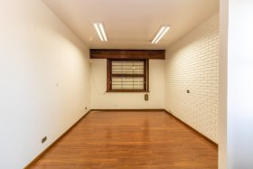 Casa com 500m², 3 dormitórios no bairro Boa Vista em Porto Alegre para Alugar