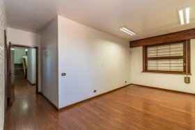 Casa com 500m², 3 dormitórios no bairro Boa Vista em Porto Alegre para Alugar