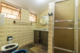 Casa com 500m², 3 dormitórios no bairro Boa Vista em Porto Alegre para Alugar