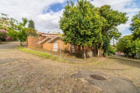 Casa com 500m², 3 dormitórios no bairro Boa Vista em Porto Alegre para Alugar