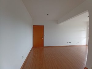 Apartamento com 70m², 2 dormitórios no bairro Vila Nova em Porto Alegre para Alugar