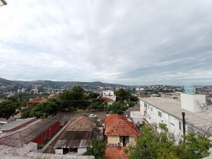 Apartamento com 80m², 2 dormitórios no bairro Santo Antonio em Porto Alegre para Alugar