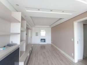 Apartamento com 83m², 3 dormitórios no bairro São Sebastião em Porto Alegre para Alugar