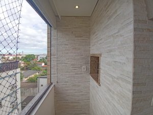 Apartamento com 83m², 3 dormitórios no bairro São Sebastião em Porto Alegre para Alugar