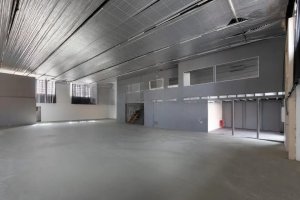Depósito com 450m² no bairro Navegantes em Porto Alegre para Alugar