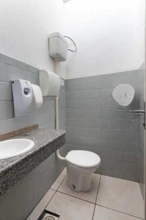 Depósito com 450m² no bairro Navegantes em Porto Alegre para Alugar
