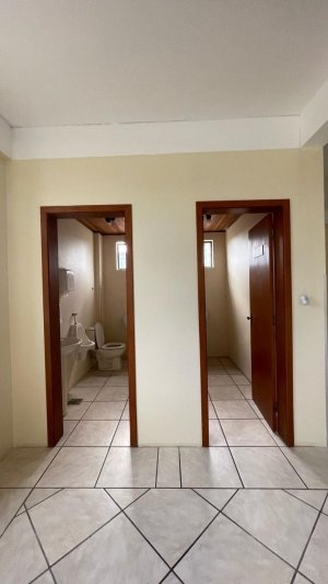 Galpão com 1.375m² no bairro Jardim Itu em Porto Alegre para Alugar