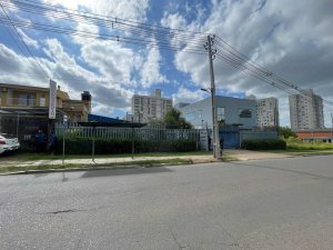 Galpão com 1.375m² no bairro Jardim Itu em Porto Alegre para Alugar