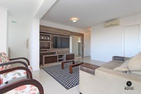 Apartamento com 125m², 3 dormitórios no bairro Jardim Europa em Porto Alegre para Alugar